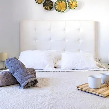 Malaga Beach Apartment Apartment *