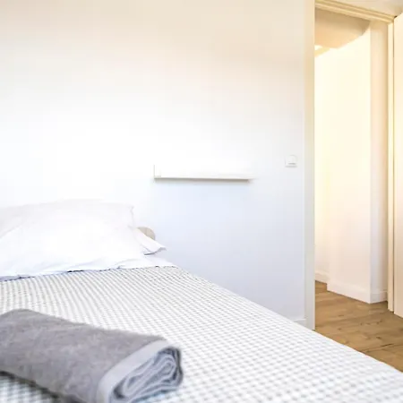 Apartment Malaga Beach Apartment *