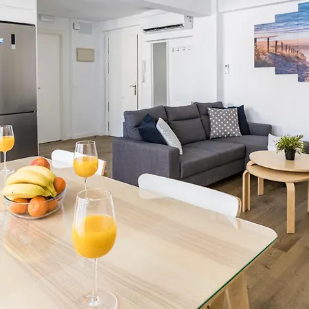 Apartment Malaga Beach Apartment *