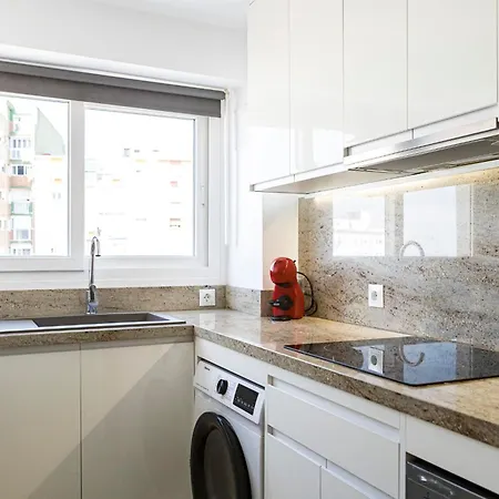 Malaga Beach Apartment *