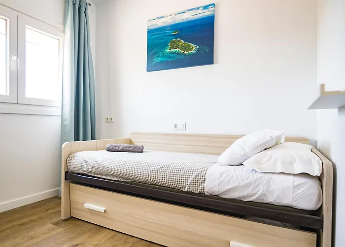 Malaga Beach Apartment * Μάλαγα