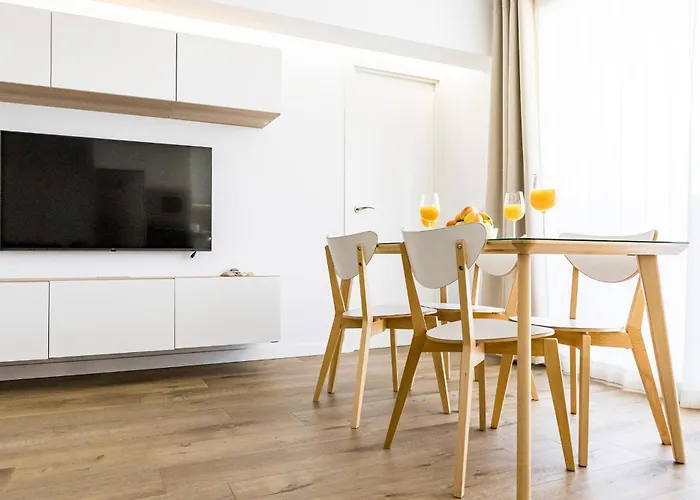 Διαμέρισμα Malaga Beach Apartment *