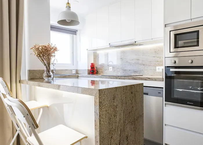 Malaga Beach Apartment * Μάλαγα