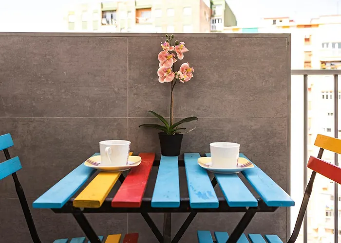 Malaga Beach Apartment * Μάλαγα